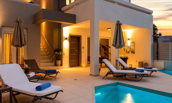Armenoi Villa | Panoramic views, 2 pools, gym, BBQ, close to shops!