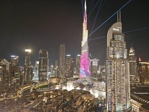 Downtown Dubai Apartment | *Panoramic Views Of Burj Khalifa and Fountain*
