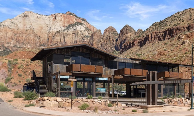 Zion National Park South Entrance Apartment | Panoramic Zion Loft | Unit 2