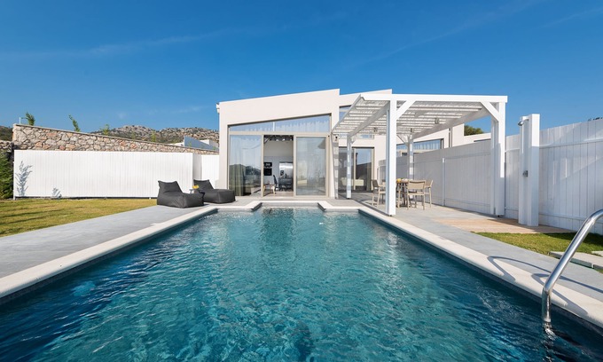Afandou Villa | Pantheon Luxury Villas - Villa Athina