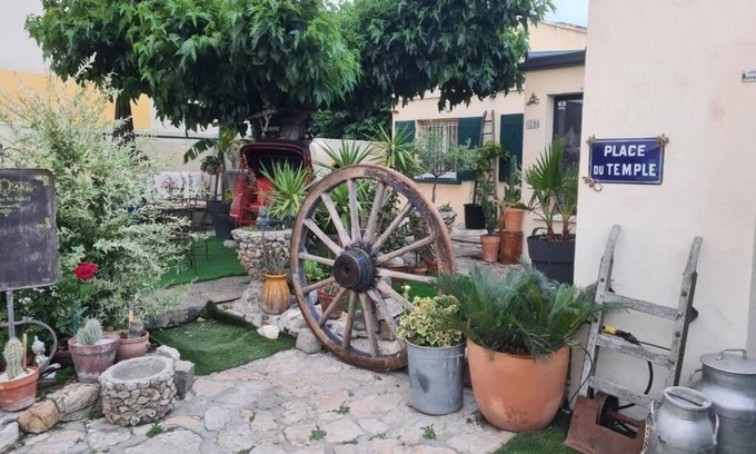 Avignon House | paradis colibri