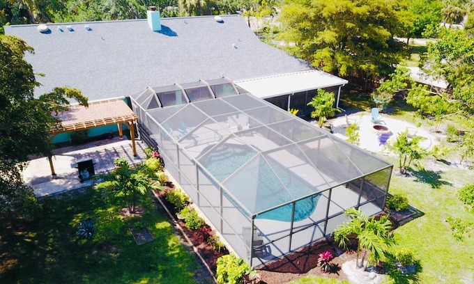 Bradenton House | Paradise Getaway w/Pool, Game Room & Fire Pit!