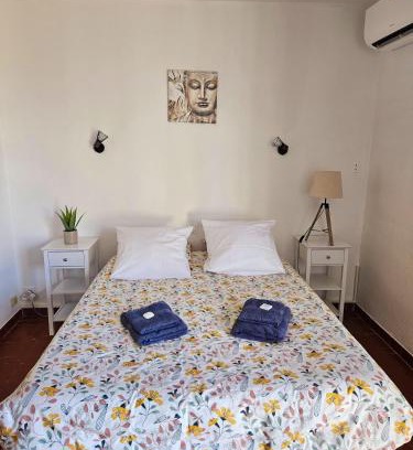 Greoux-les-Bains Apartment | Parc paradis