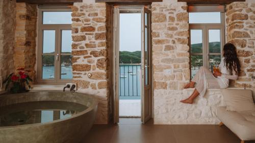 Parga Hotel | Pargas Distillery Suites