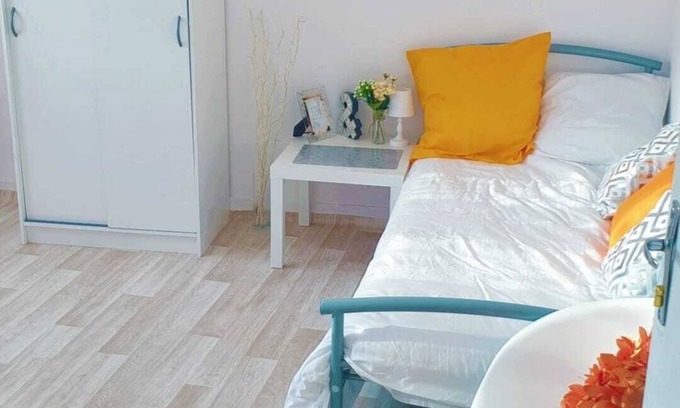 Juvisy-sur-Orge Apartment | Paris 12mn, Orly 10mn, Beautiful room