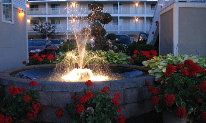 Mackinaw City Hotel | Parkside Inn Bridgeview