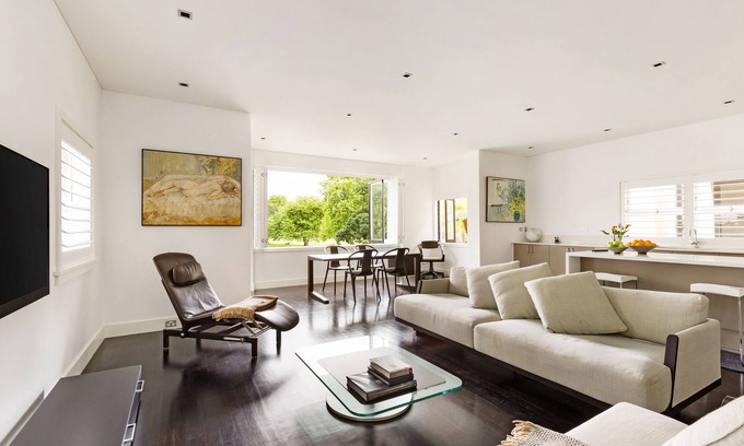 Darling Point Apartment | PARKSIDE PERFECTION- LUXURY EXEC STYLE RESIDENCE