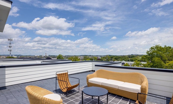 Whitebridge House | Parkside Quads-4 Townhomes-Mins To Downtown