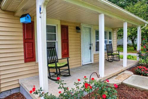 Stanley House | Parkside Retreat 3 Beds and Porch