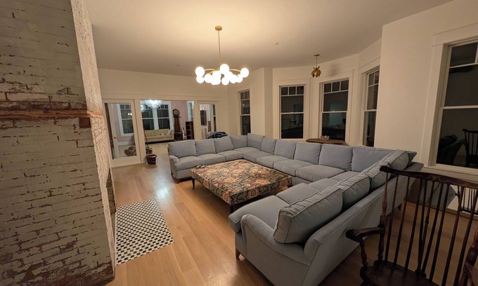 Goshen Bed & Breakfast | Parkway House Goshen Bed & Breakfast-Suite #4 - Boutique Style Family Friendly