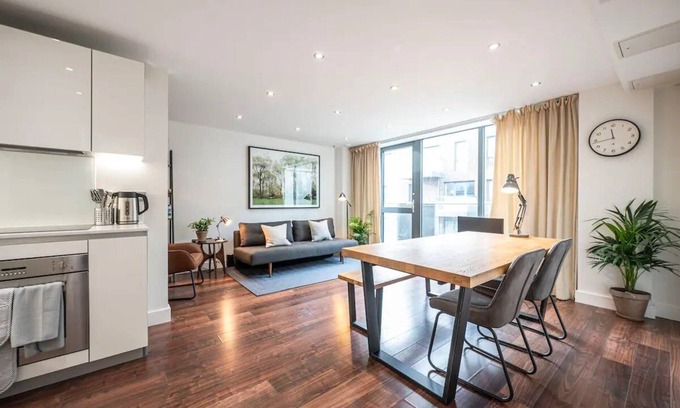 Peckham Apartment | Pass the Keys | Boutique Peckham Flat 12 mins to London Bridge