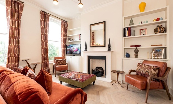 St. Helen's Apartment | Pass the Keys | Charming 3-Bedroom Flat in Iconic Notting Hill