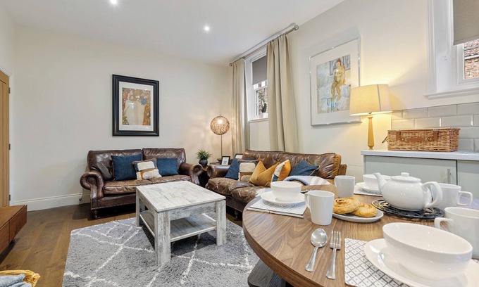 York House | Pass the Keys | No. 5 - Chestnut Cottage