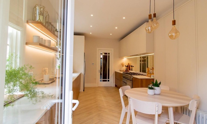Whitley Bay House | Pass the Keys | Stylish Terrace with Free Parking