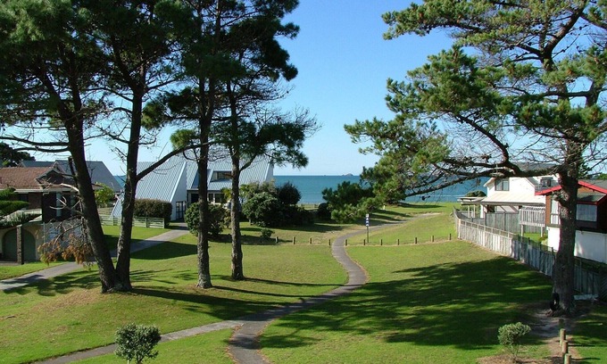 Pauanui House | Pauanui Oceanside beach house
