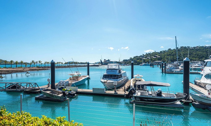 Hamilton Island Apartment | Pavillion 17 - Waterfront Spacious 4 Bedroom With Own Inground Pool And Golf Buggy