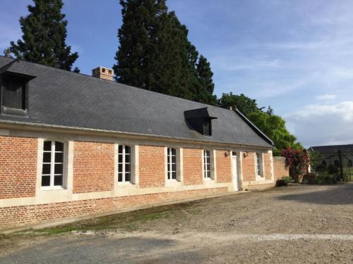 Courcelles-sous-Moyencourt House | Pavillon de la Garde