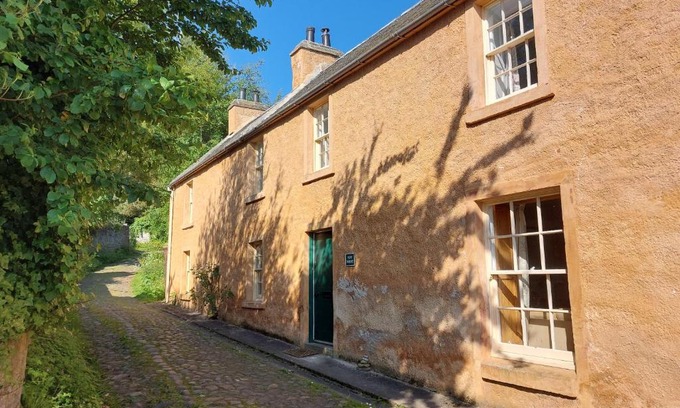 Cromarty House | Paye House - Cromarty