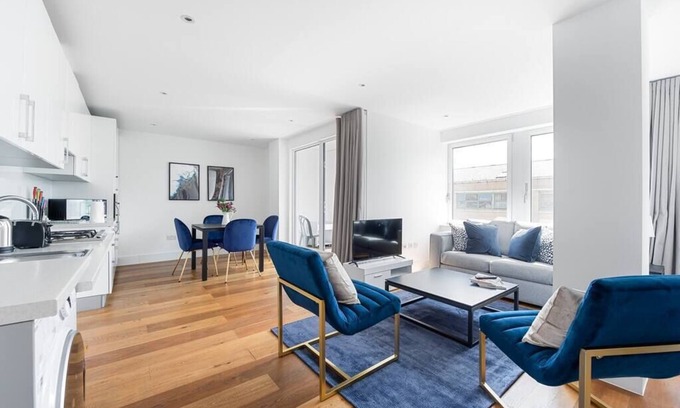 Camden Town with Primrose Hill Apartment | PBC | One Bedroom Apartment with Balcony JT6