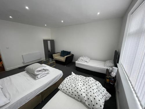 Hyde Apartment | Pc home Room A