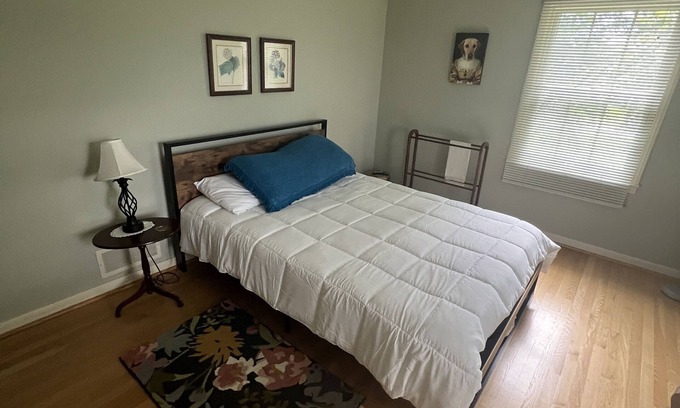 Christiansburg House | Peaceful 4 Bedroom. Beautiful views. River Access.