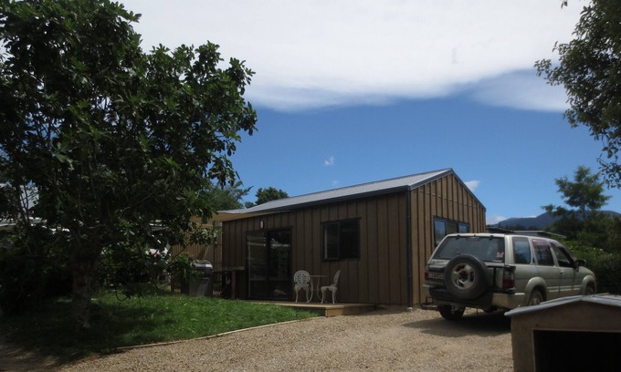 Riwaka Cottage | Peaceful cottage hideaway