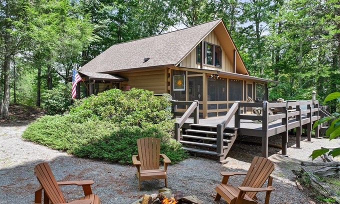 Morganton Cabin | Peaceful, Easy Feeling