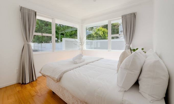 Greenlane - Ellerslie House | Peaceful Home in the Prime Greenlane