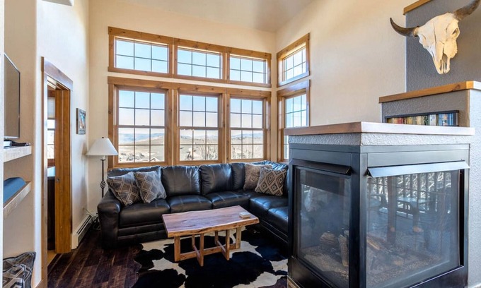 Granby Condo | PEACEFUL MOUNTAIN RETREAT/SKI-IN, SKI-OUT