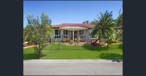 Mountain Creek House | Peaceful, Pet Friendly Home - Medium to Large Pets Only
