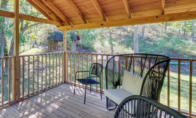 Siler Cottage | Peaceful & Private! Pet-friendly Williamsburg Home
