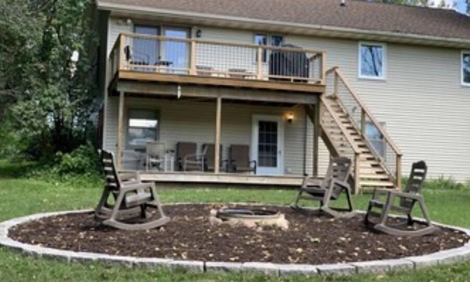 Apple River House | Peaceful Retreat in Galena Country Jo Daviess County