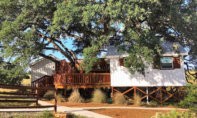 Dripping Springs Cabin | Peaceful Texas Hill Country Rental Perfect for Glamping Around Austin