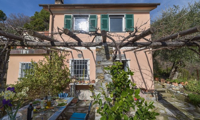 Rapallo Villa | Peaceful Villa Stay in Rapallo
