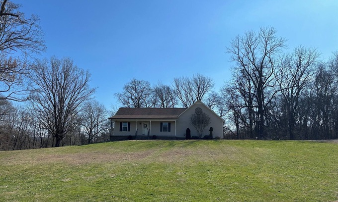 Culleoka Other | Peaceful Walnut Hill Hideaway Farm 2/2 100 acres pasture views Sleeps up to 6