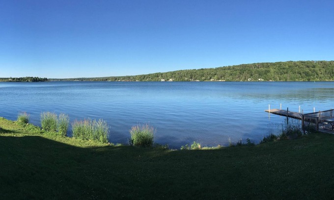 Houghton Cabin | Peaceful Water Front Property