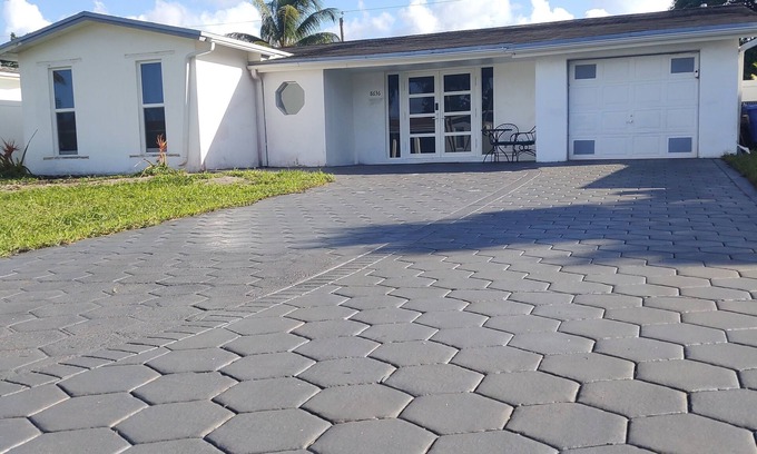 Miramar House | Peak Fun Drive. Open Clean Home. 2.5 bathrooms