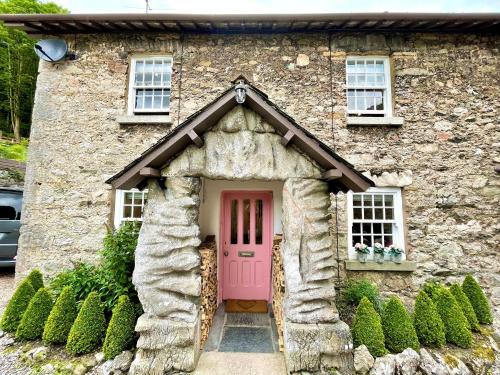 Lindale House | Pear Tree Cottage