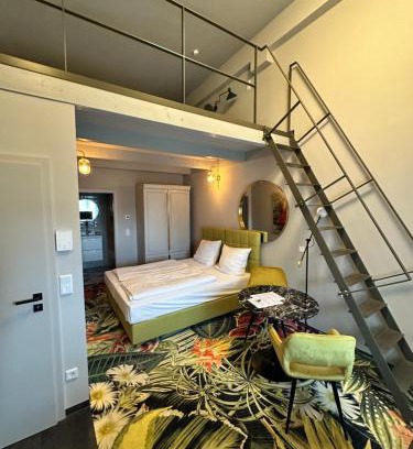 City Centre Regensburg Hotel | Pebbles Suiten by RiNG