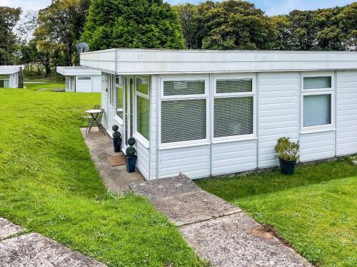 Haverfordwest House | Pebbles - Uk48098