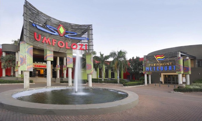 Empangeni Hotel | Peermont Metcourt at Umfolozi, Empangeni