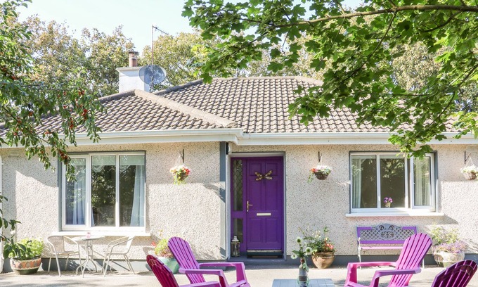 Kilmore House | PEGGY'S PLACE, pet friendly, with a garden in Kilmore, County Wexford