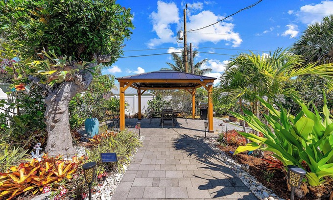 Hobe Sound House | Peggy's Retreat - Citrus Cottage