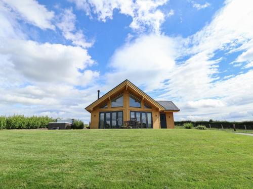 Ruthin House | Pen Bryn