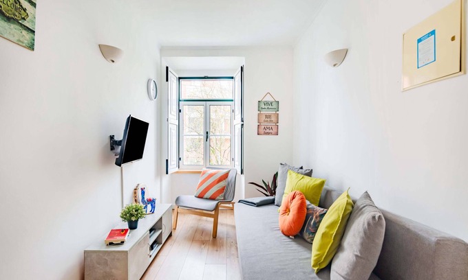 Penha de Franca Apartment | Penha de França Lisbon Retreat