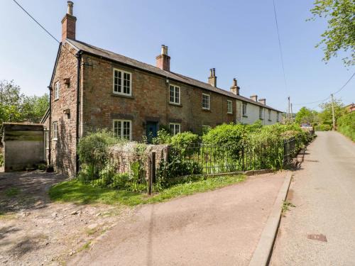 Blakeney House | Pennfields