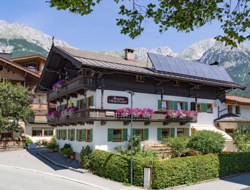 Scheffau am Wilden Kaiser House | Pension Hinterholzer