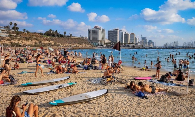 Netanya Apartment | Penthouse 6 Personnes Kikar Netanya 500 Mètres de la Plage