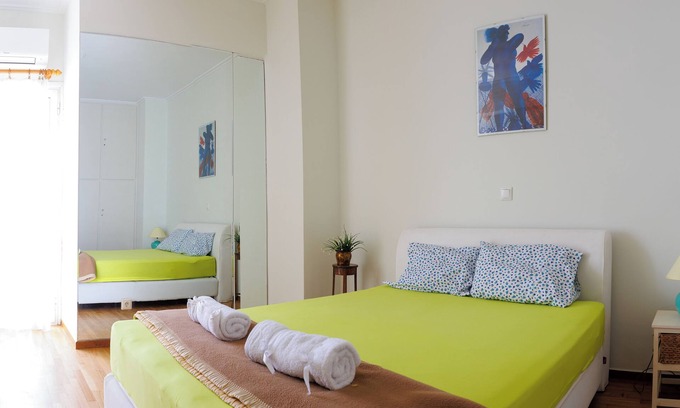 Ampelokipoi Apartment | Penthouse Anneliese