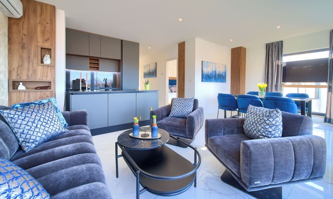 Malinska-Dubasnica Apartment | Penthouse Rosa